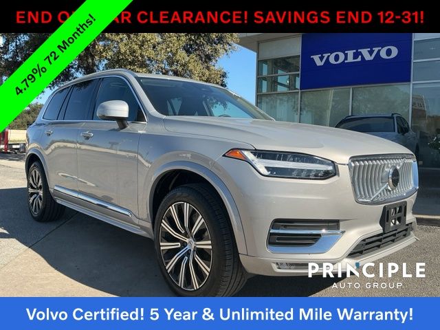 2025 Volvo XC90 Core's photo