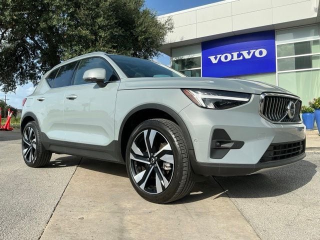 2024 Volvo XC40