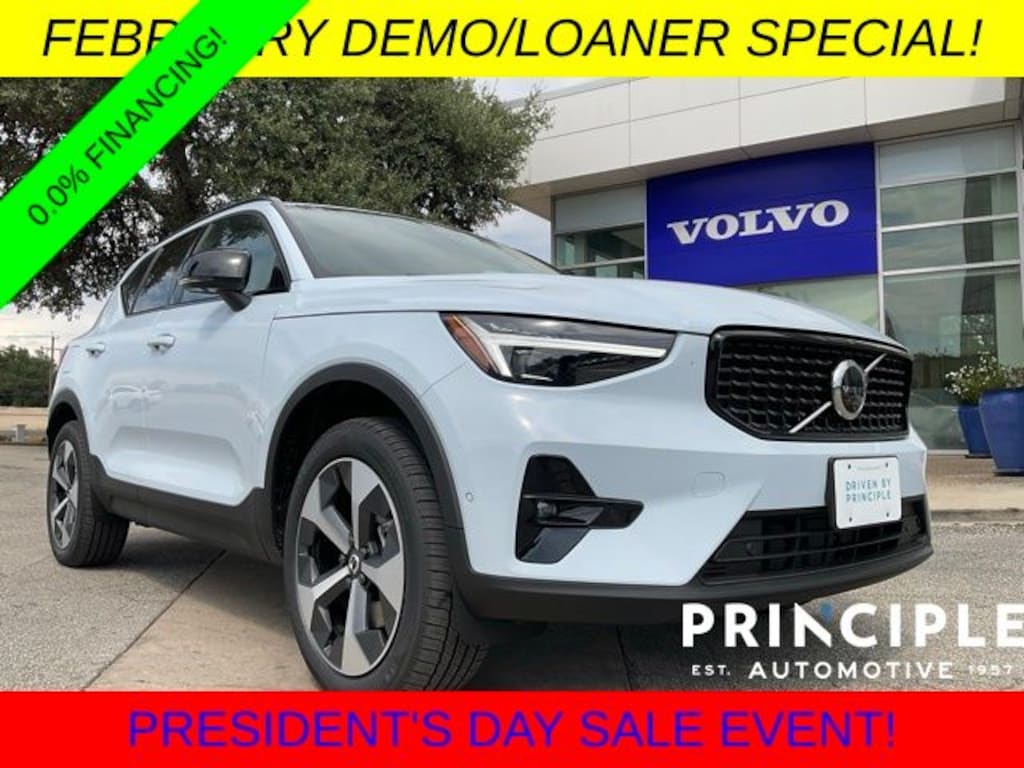 New 2026 Volvo XC40 B5 Plus SUV