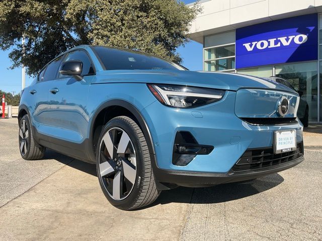 2023 Volvo C40 Plus