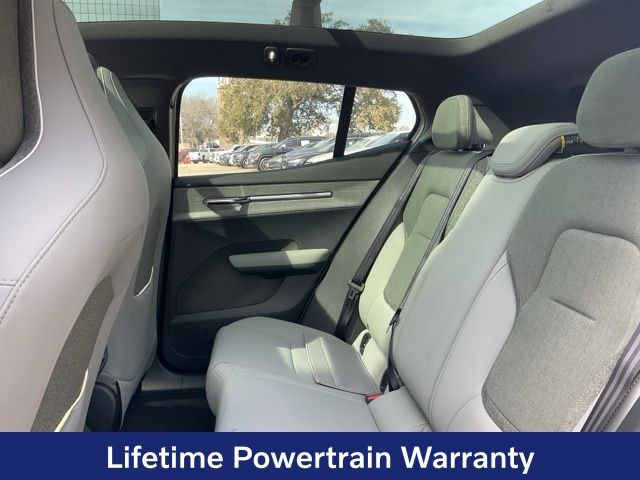 2026 Volvo EX30 Ultra - Photo 25