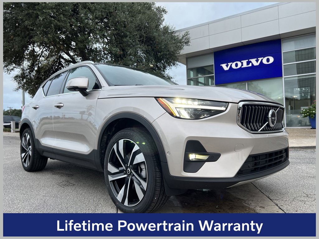 2024 Volvo XC40
