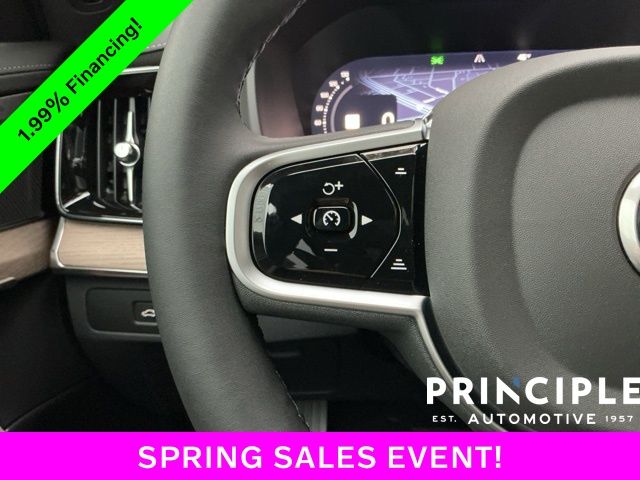 2026 Volvo XC90 Plus - Photo 20