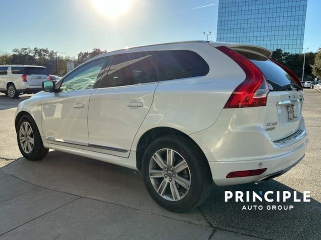 Used 2016 Volvo XC60 T5 Drive-E Premier SUV