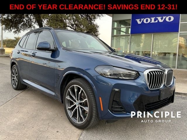 2022 BMW X3 30i's photo