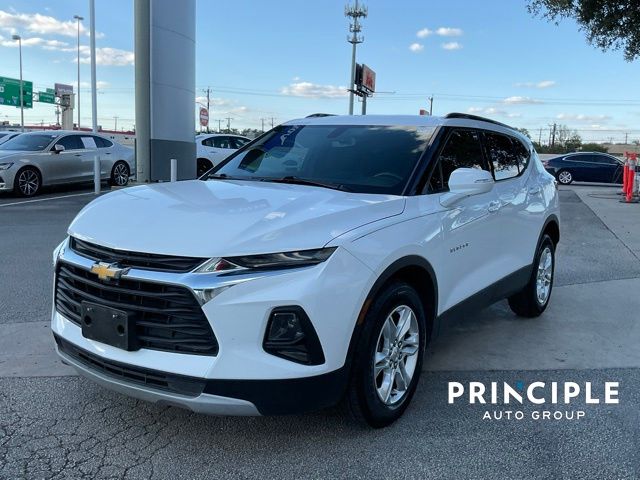 2020 Chevrolet Blazer 2LT photo 3