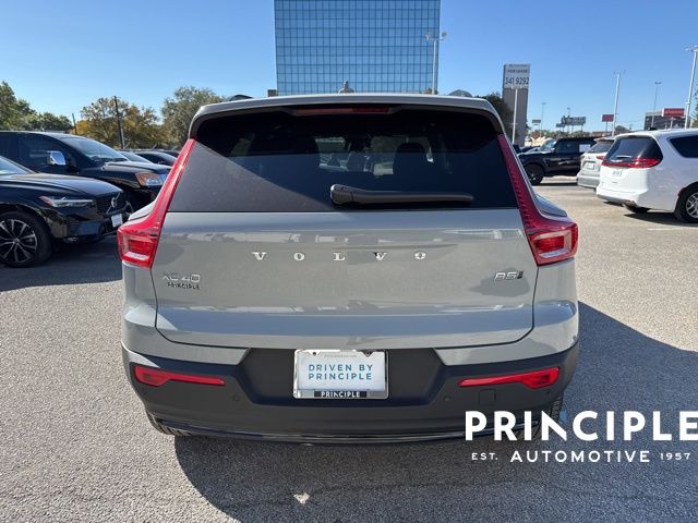 2026 Volvo XC40 Ultra - Photo 7