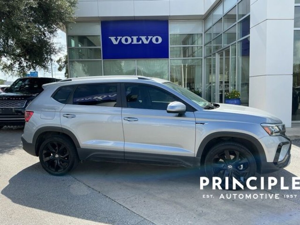 Used 2024 Volkswagen Taos 1.5T SE SUV