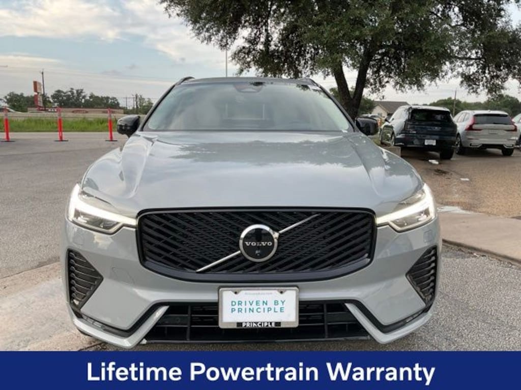 New 2026 Volvo XC60 B5 Ultra SUV