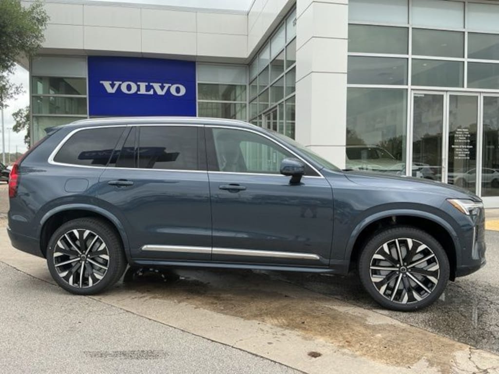 New 2026 Volvo XC90 plug-in hybrid T8 Plus 6-Seater SUV