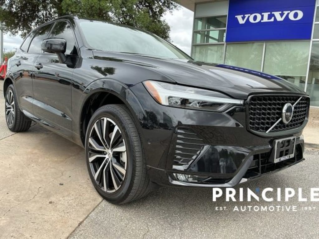 Used 2023 Volvo XC60 B5 Plus Dark Theme SUV