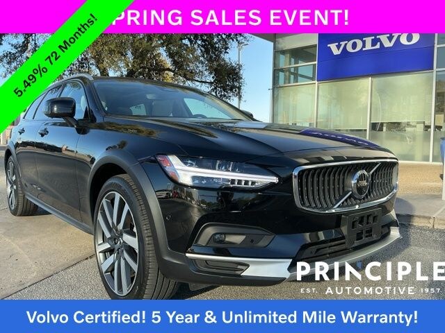 2024 Volvo V90 Cross Country B6 I4 Turbocharged AWD