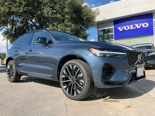 New 2026 Volvo XC60 plug-in hybrid T8 Ultra