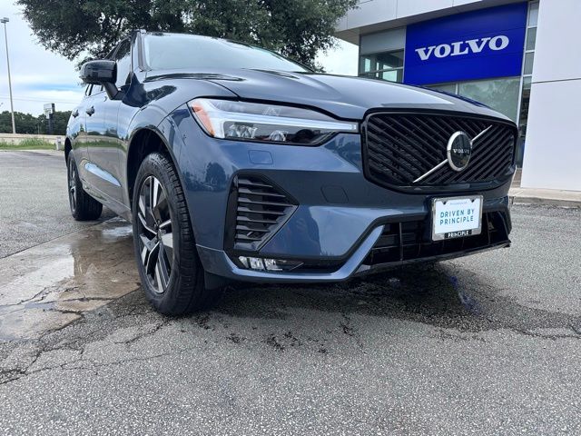 New 2026 Volvo XC60 B5 Core