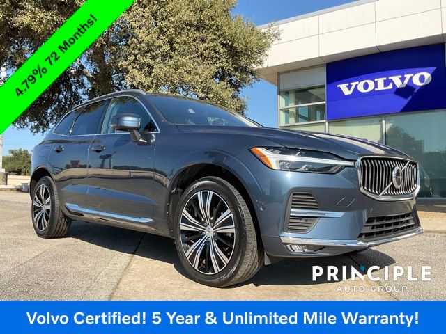 2023 Volvo XC60 Plus's photo