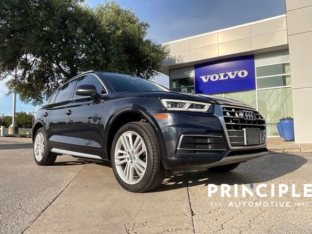 2018 Audi Q5 2.0T quattro S tronic Premium Plus's photo