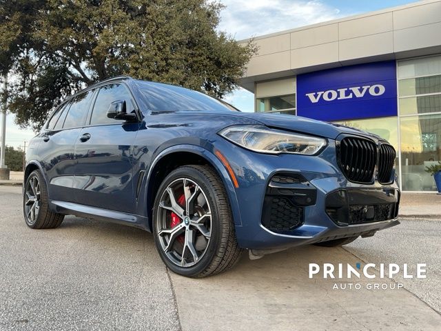 2023 BMW X5 xDrive45's photo