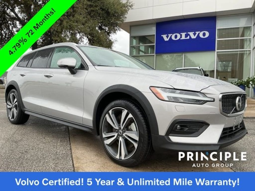 Certified 2025 Volvo V60 Cross Country B5 Plus Wagon