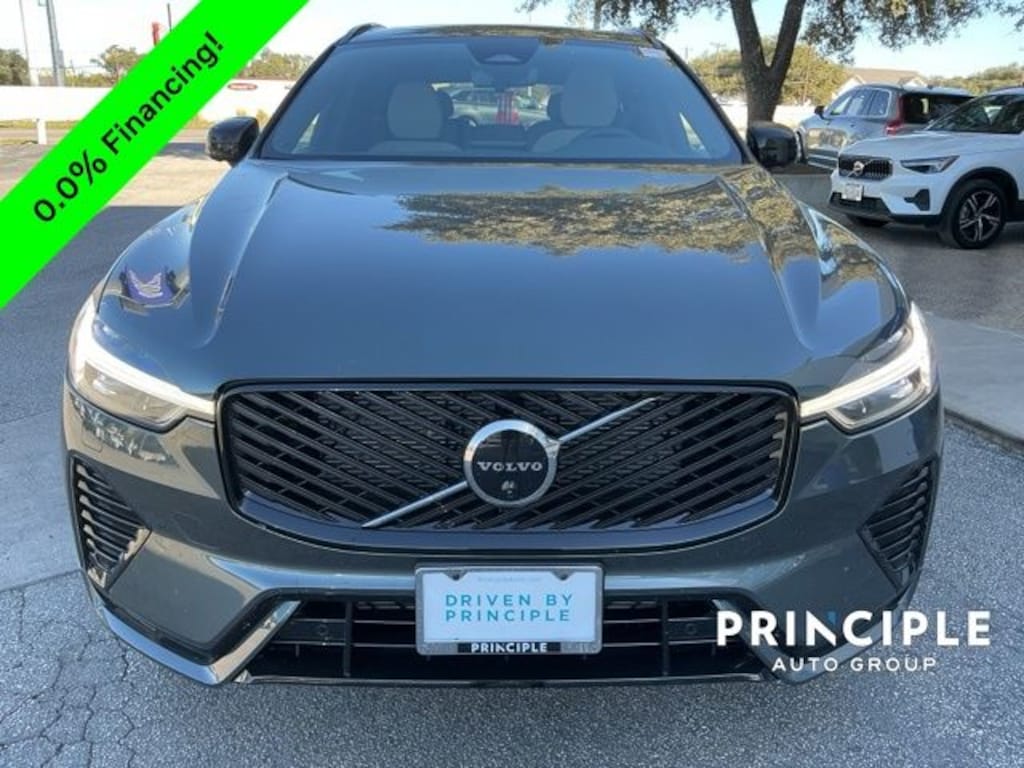 New 2026 Volvo XC60 B5 Plus SUV