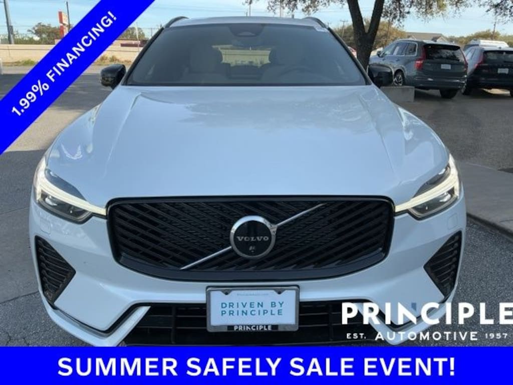 New 2026 Volvo XC60 B5 Plus SUV