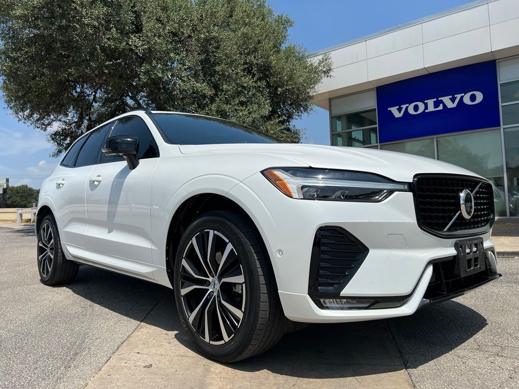 Certified by Volvo 2023 Volvo XC60 B5 Ultimate Dark Theme