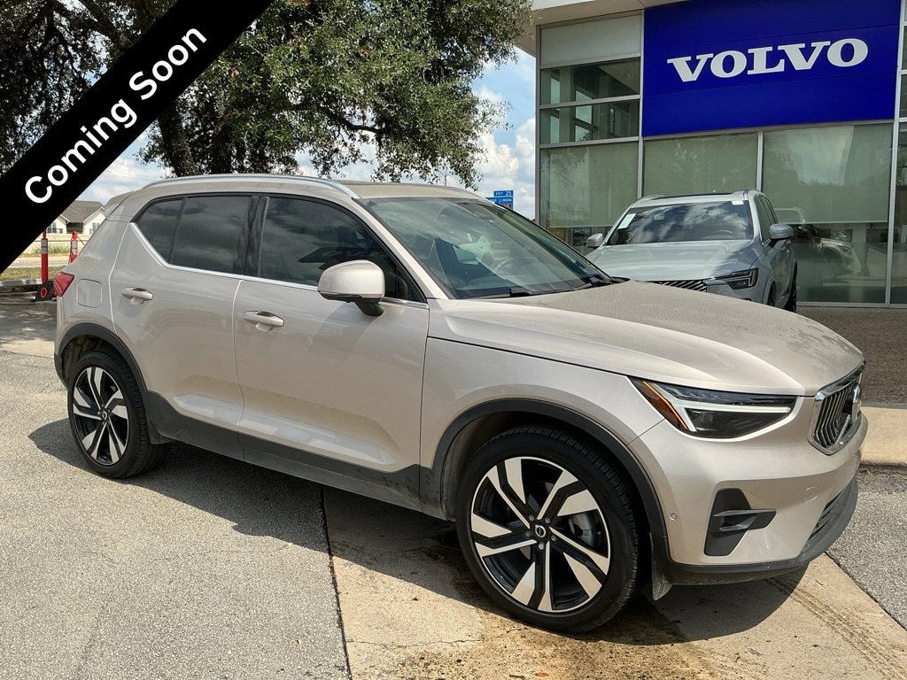 Certified 2024 Volvo XC40 B5 Plus Bright Theme SUV