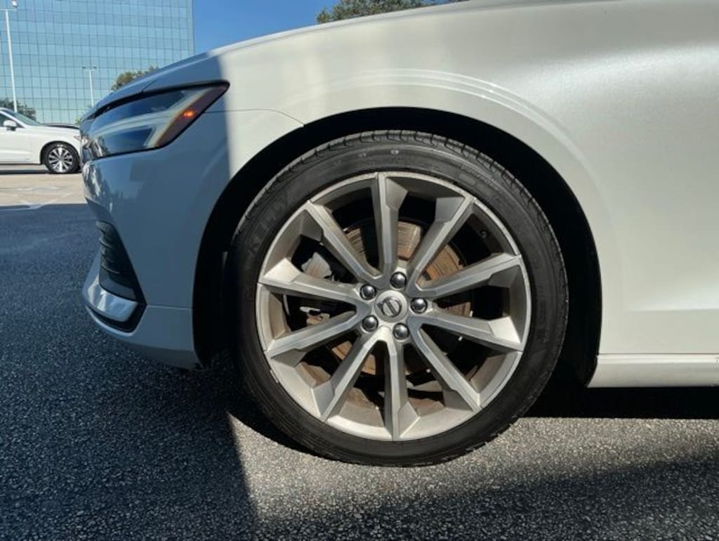 Used 2020 Volvo V60 T5 Wagon