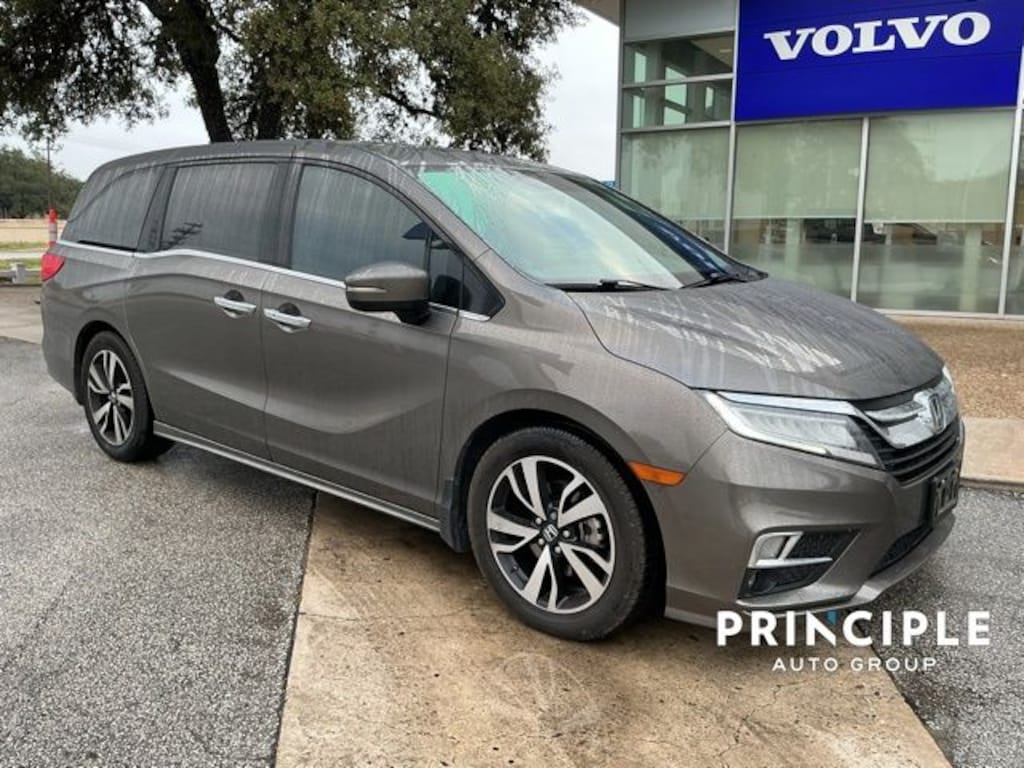 Used 2019 Honda Odyssey Elite Minivan/Van