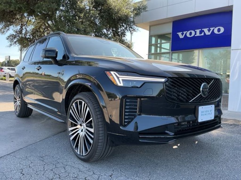 New 2026 Volvo XC90 B6 Ultra Dark Theme 7-Seater SUV