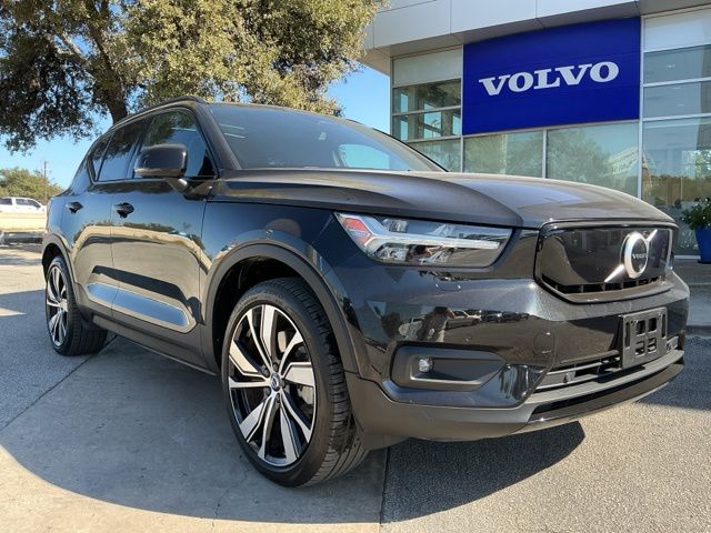 2021 Volvo XC40 Recharge's photo
