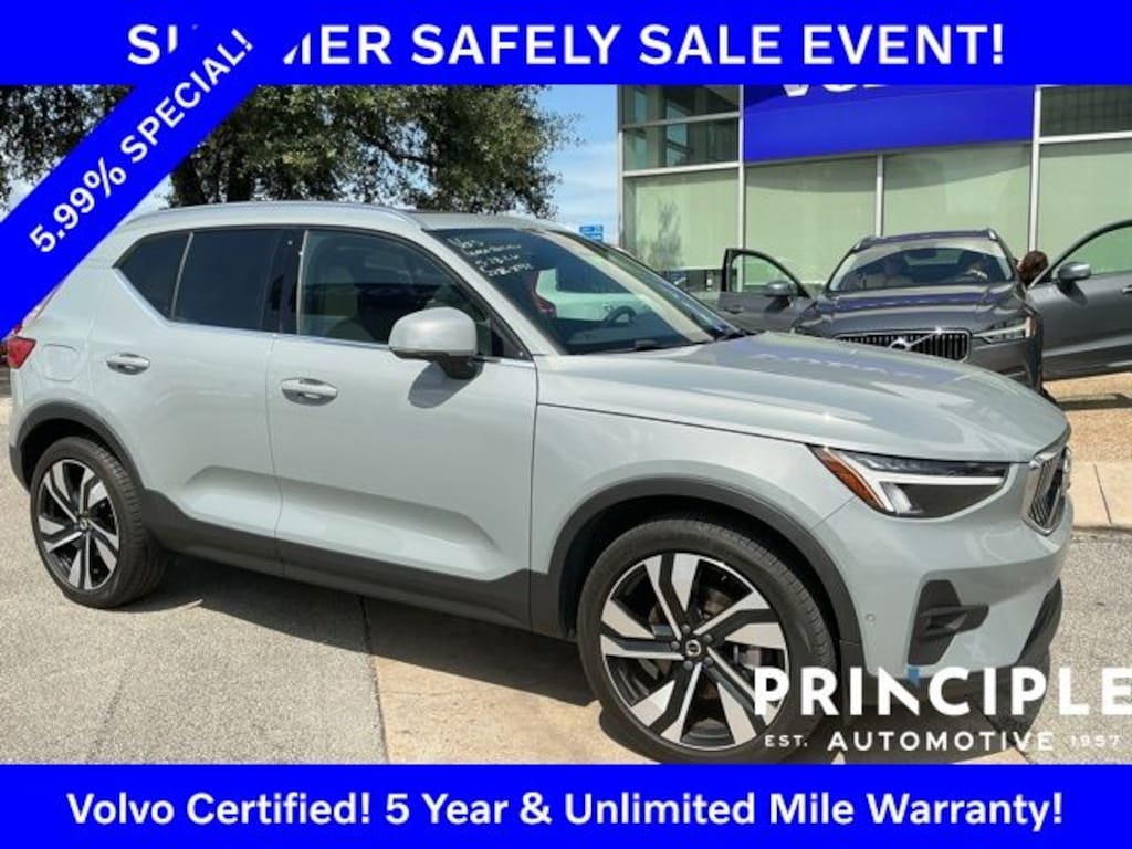 Certified 2024 Volvo XC40 B5 Plus Bright Theme SUV