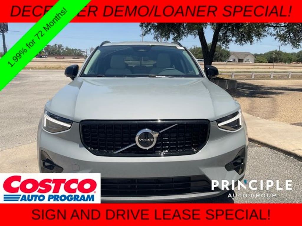 New 2026 Volvo XC40 B5 Plus SUV