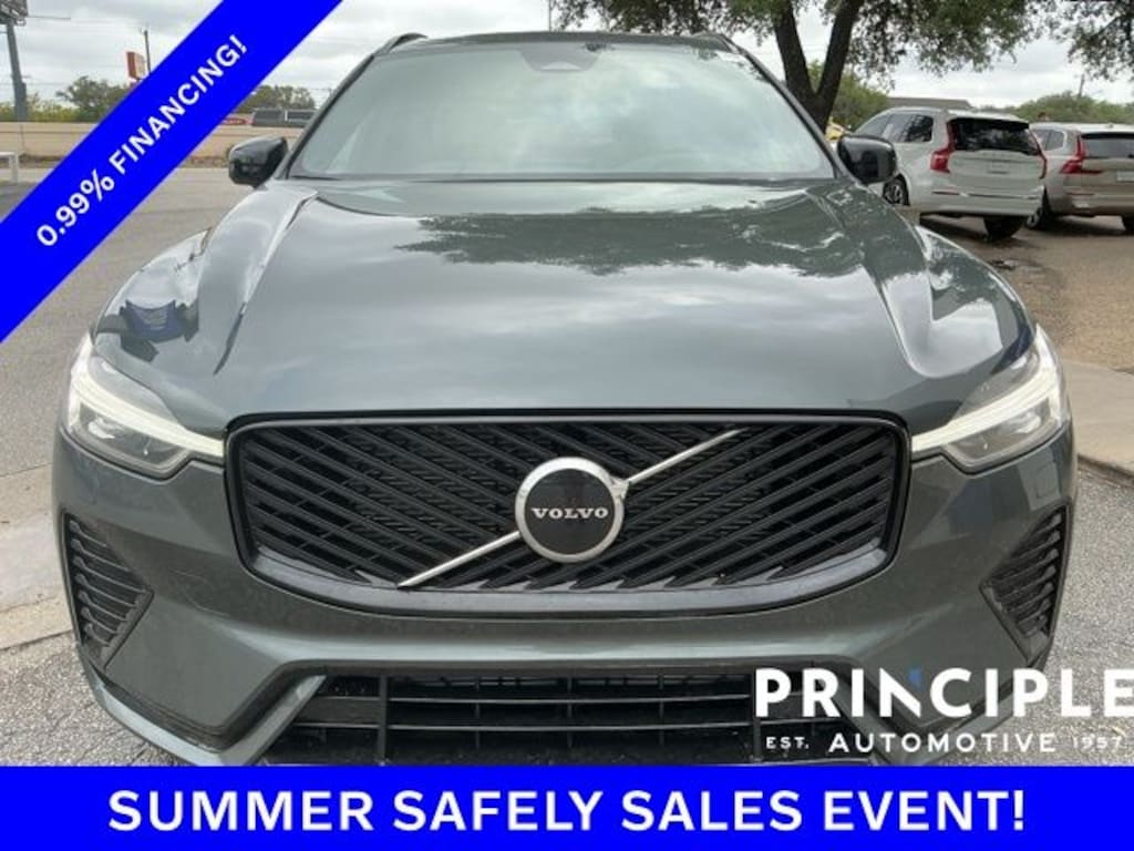 New 2026 Volvo XC60 B5 Core SUV