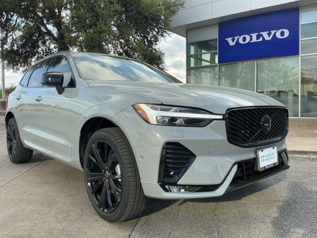 New 2026 Volvo XC60 B5 Ultra Black Edition SUV