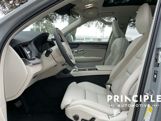 2026 Volvo XC90 Ultra - Photo 25