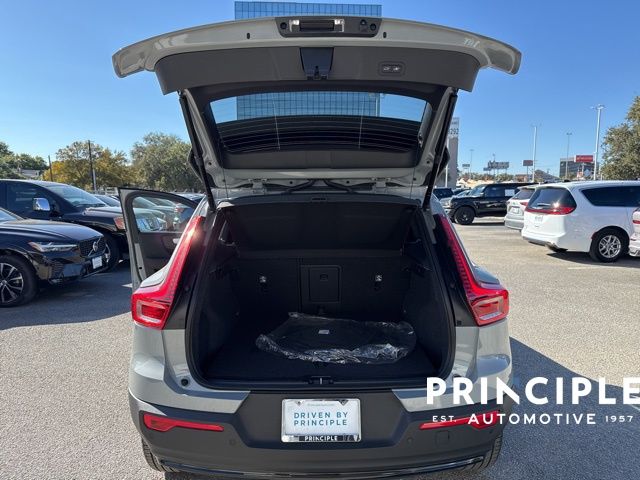 2026 Volvo XC40 Ultra - Photo 27