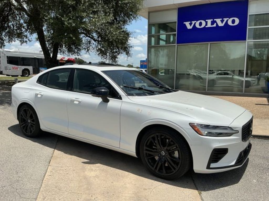 Certified 2023 Volvo S60 Recharge Plug-In Hybrid Ultimate Sedan