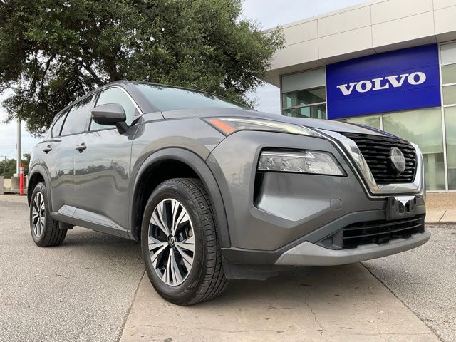 2021 Nissan Rogue SV FWD's photo