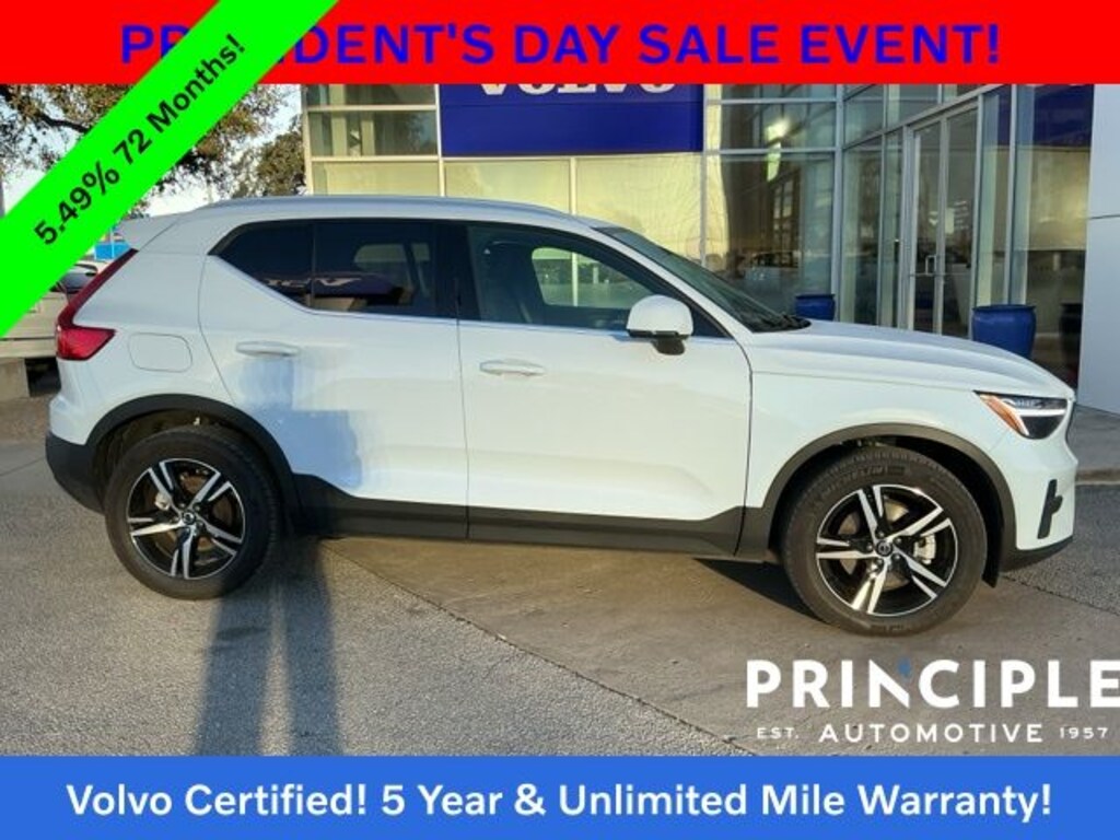 Certified 2025 Volvo XC40 B5 Core SUV