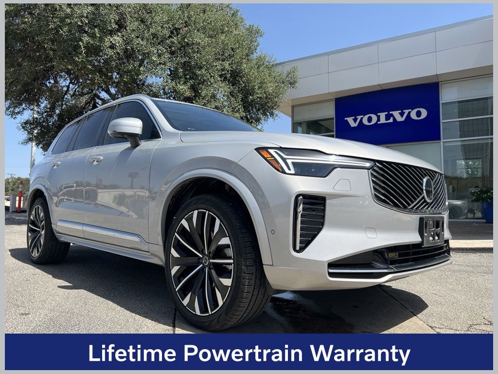 2025 Volvo XC90 Plus
