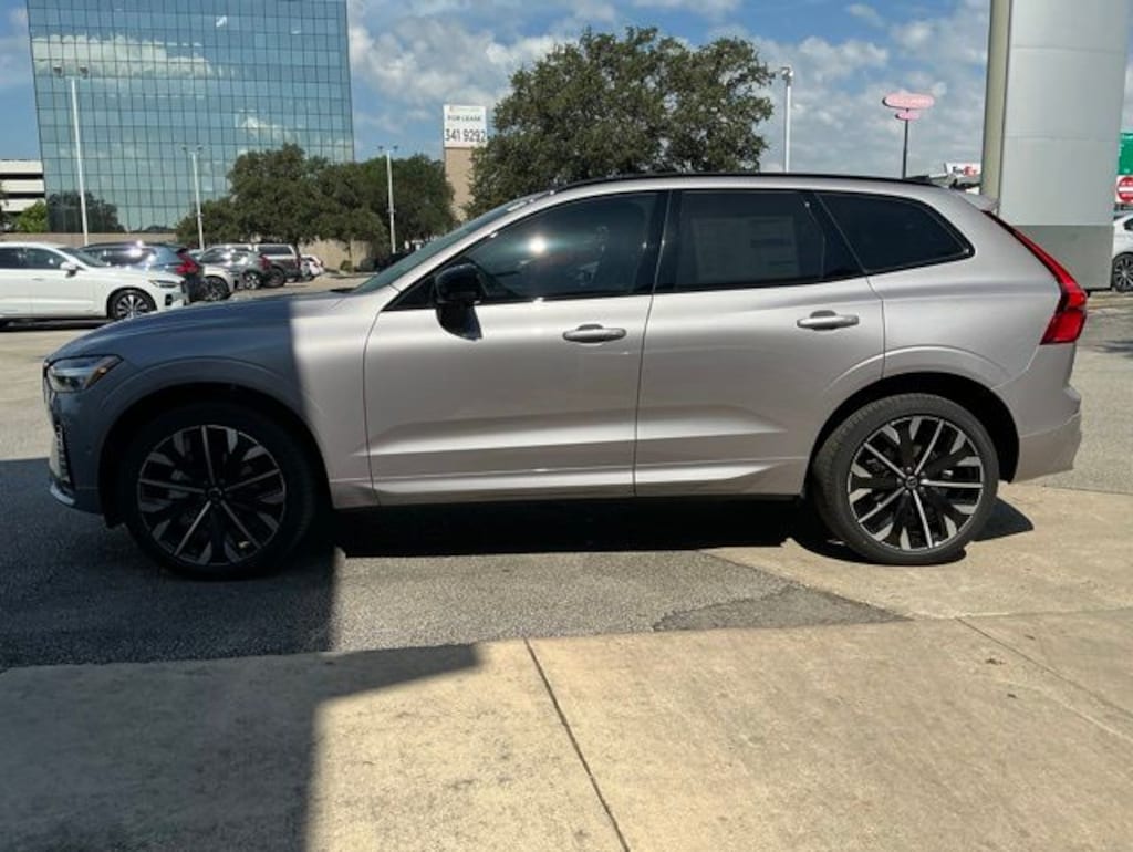 New 2026 Volvo XC60 B5 Ultra SUV