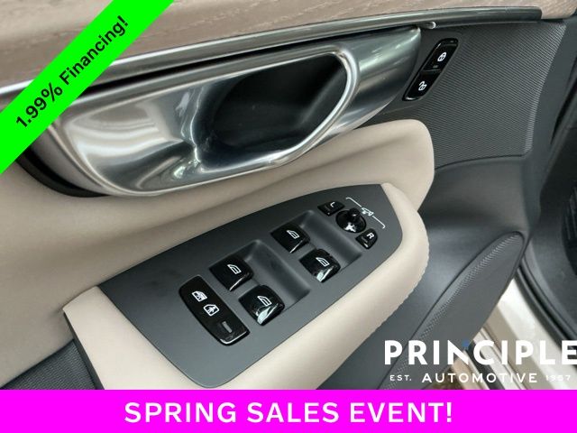 2026 Volvo XC90 Plus - Photo 25