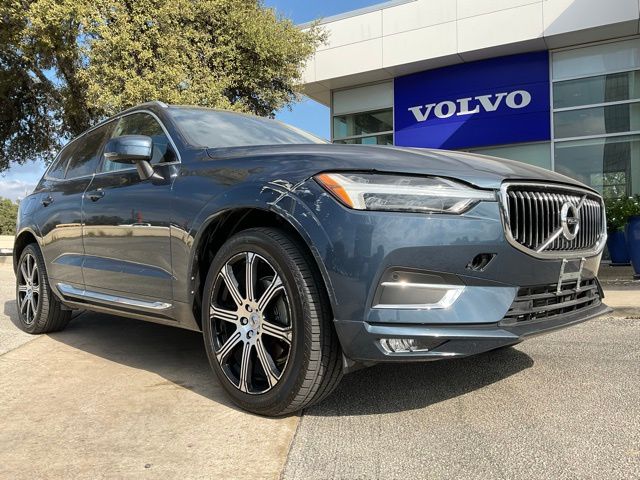 2020 Volvo XC60 Inscription's photo