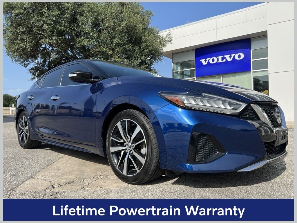 Used 2022 Nissan Maxima SV Sedan