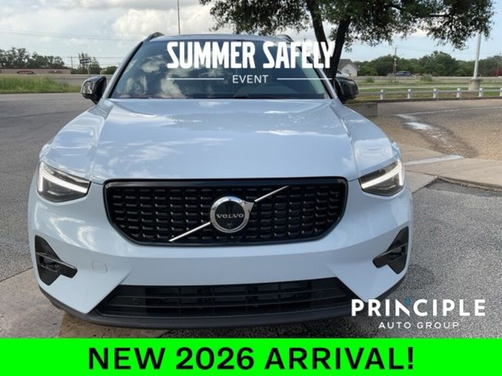 New 2026 Volvo XC40 B5 Plus SUV