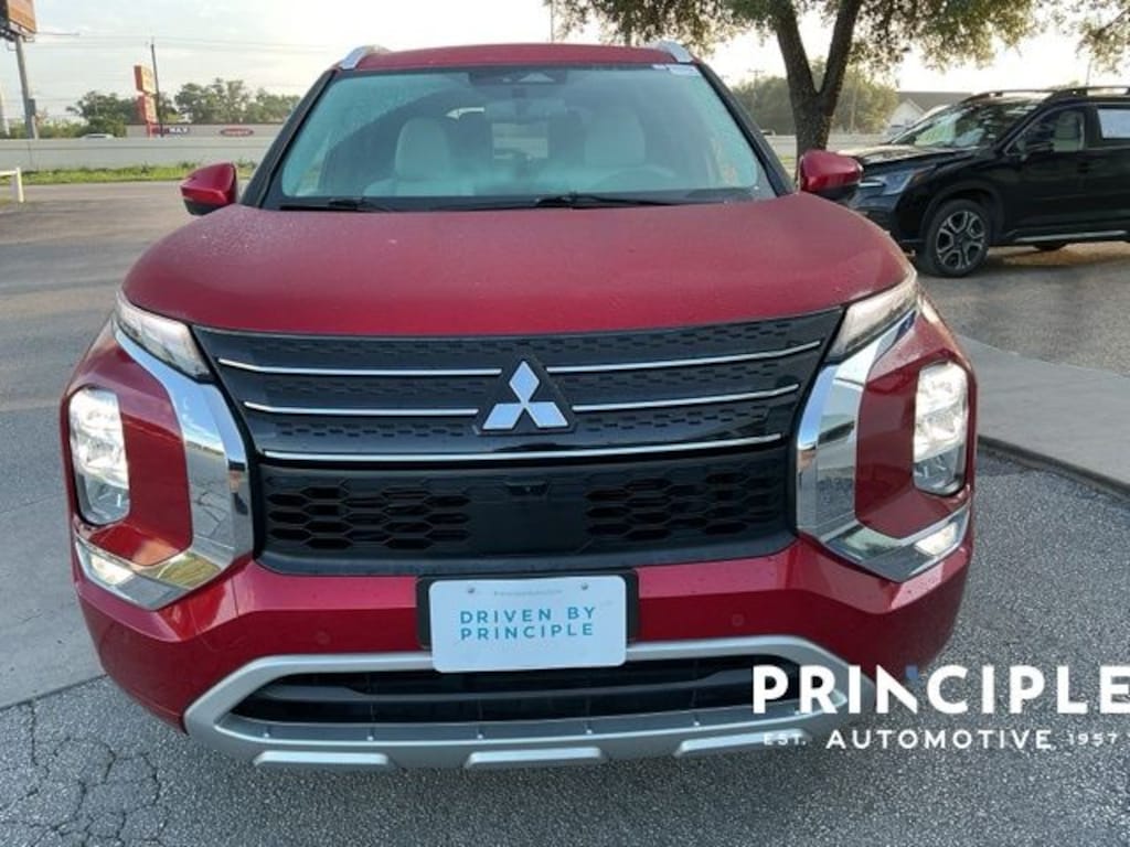 Used 2023 Mitsubishi Outlander SEL SUV