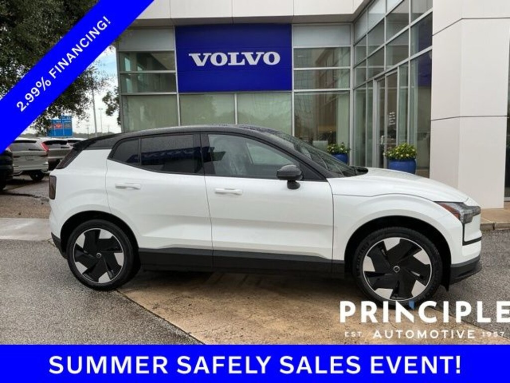 New 2026 Volvo EX30 Twin Motor Plus SUV