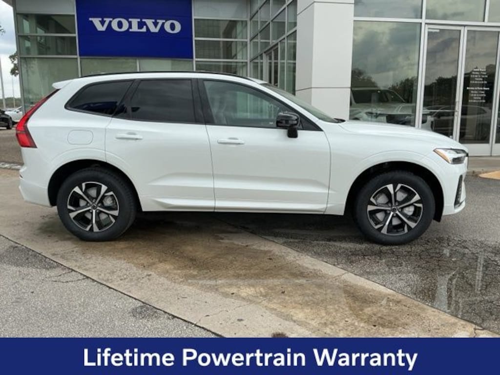 New 2026 Volvo XC60 B5 Core SUV