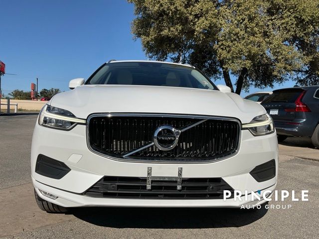 2021 Volvo XC60 T5 Momentum photo 2