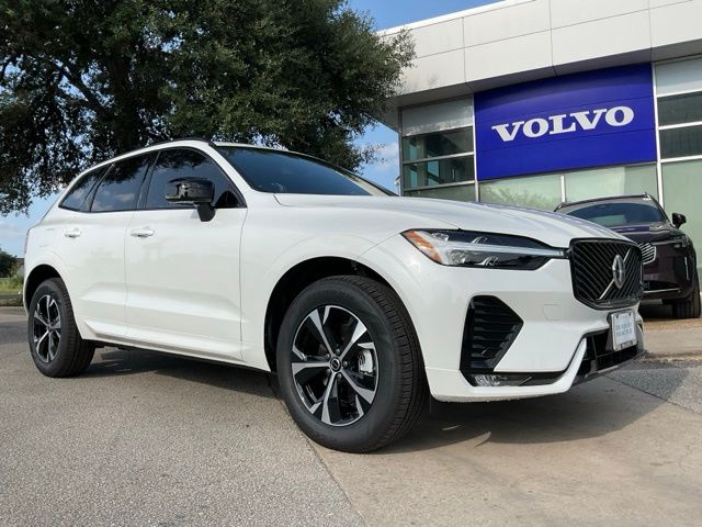 New 2026 Volvo XC60 B5 Core